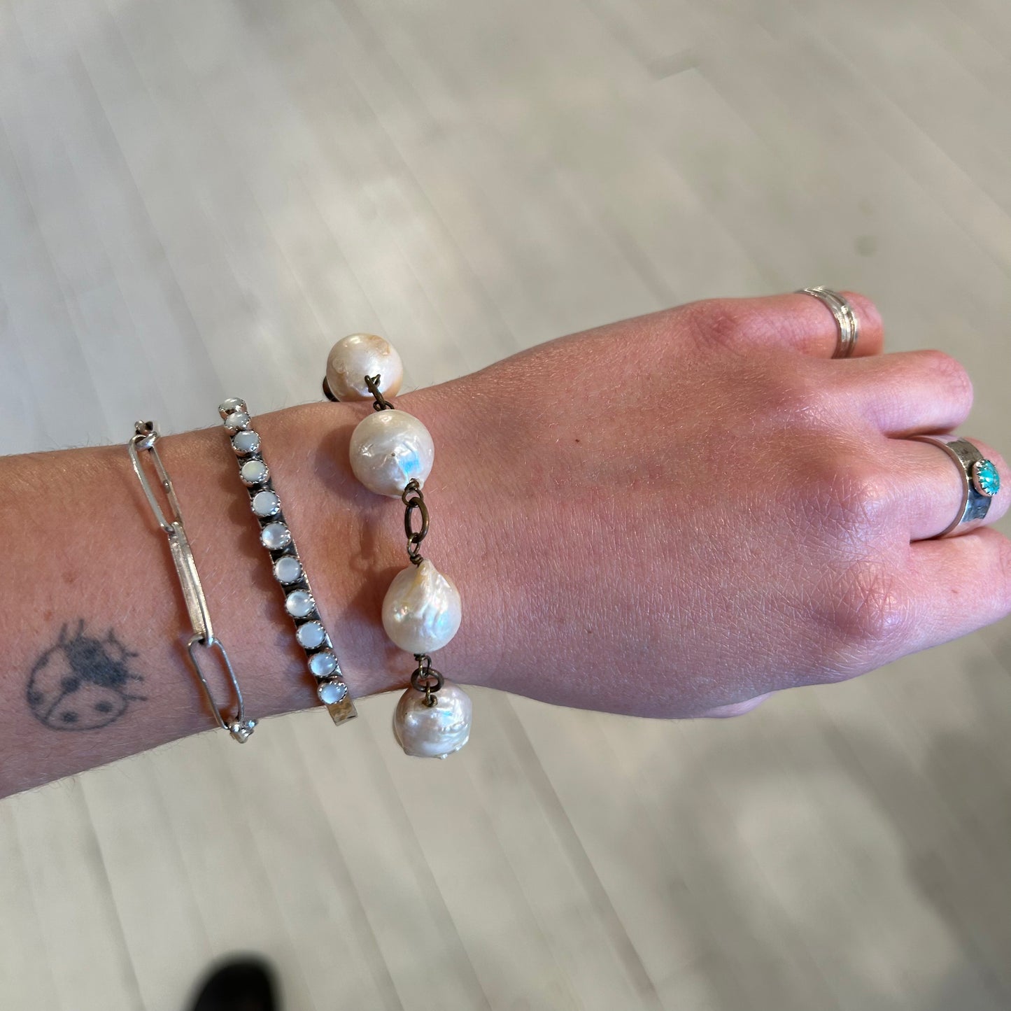 pearl bracelet