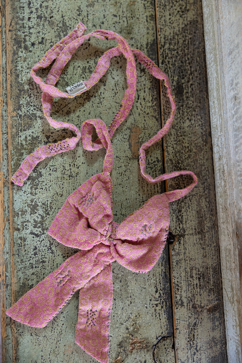 jacquard louis jabot