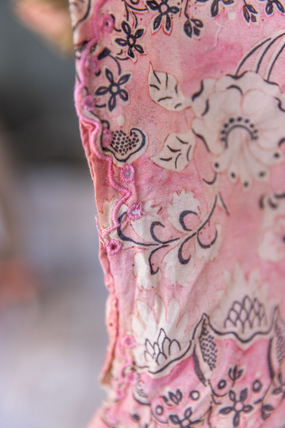 eyelet theodora handkercheif