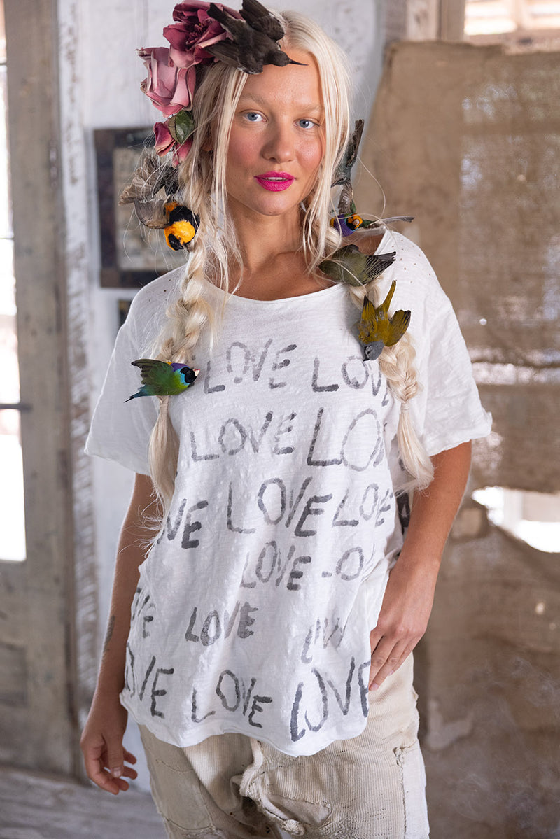 love amor tee