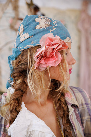 Embroidered Drori Tassel Scarf