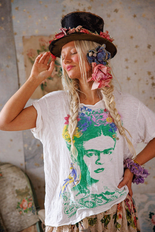 frida amarillito pajarito tee