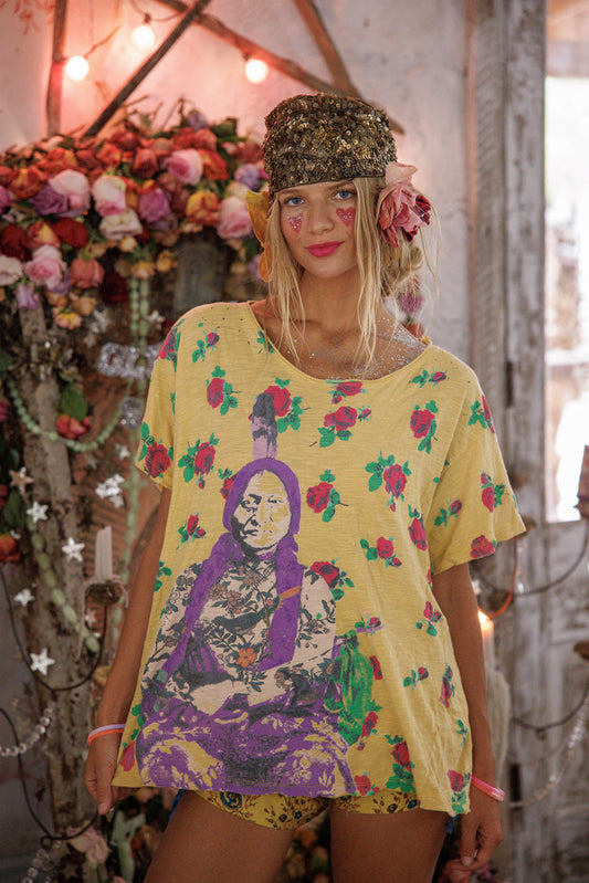 soul of yellow roses tee